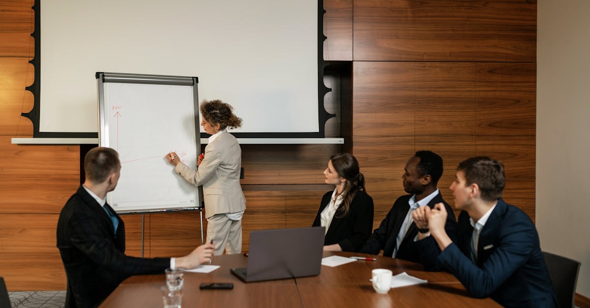 免费DDOS攻击平台|黑客攻击再现:从单个重点目标到大规模窃密