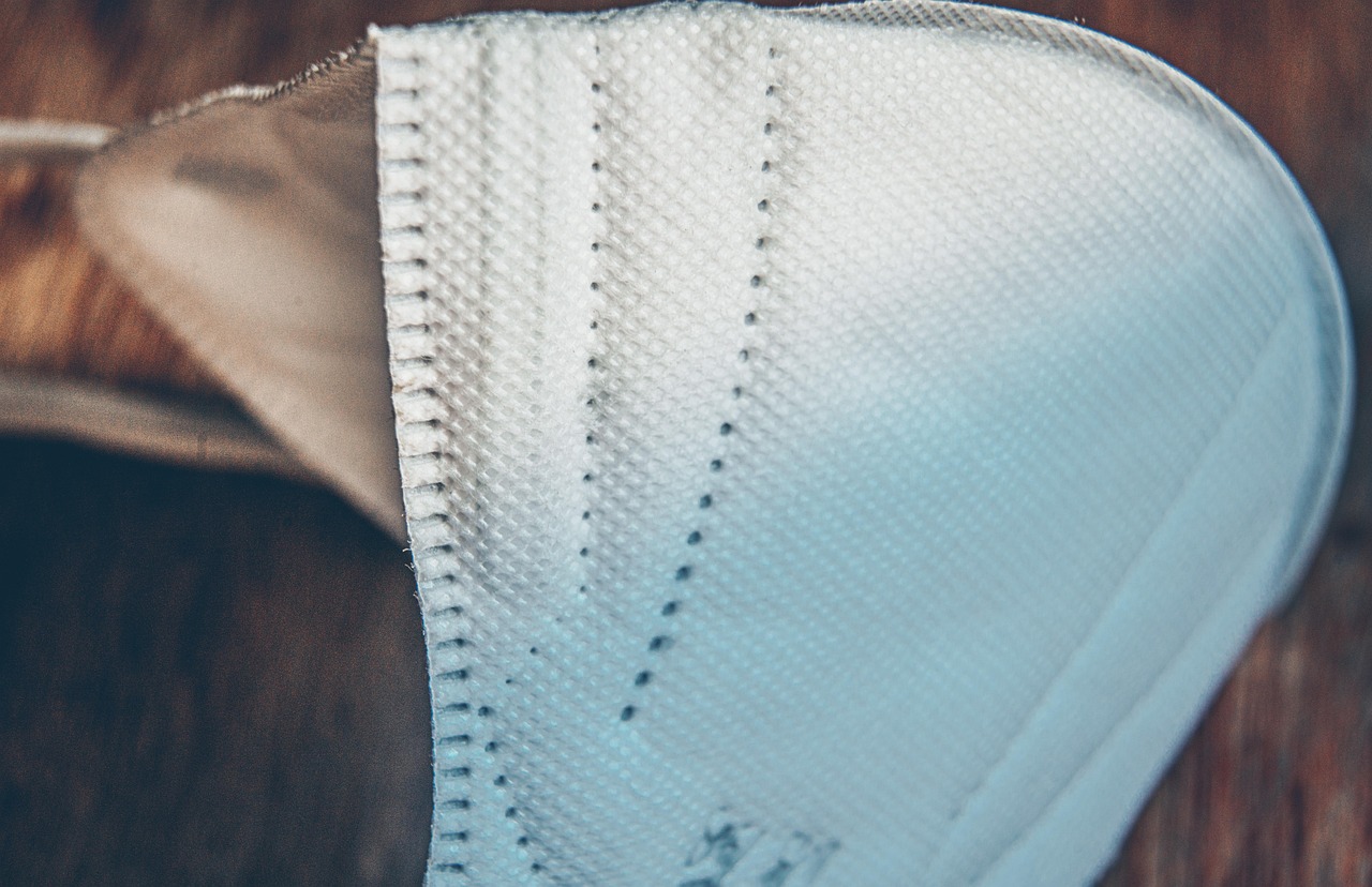 方盒欧盟扁蓝555:东川首饰购买平台